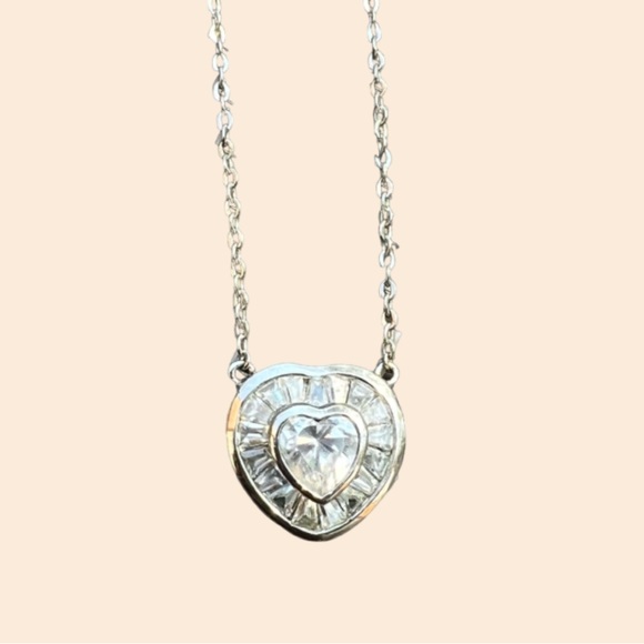 Vintage GIVENCHY Heart Necklace <3 - Picture 1 of 8
